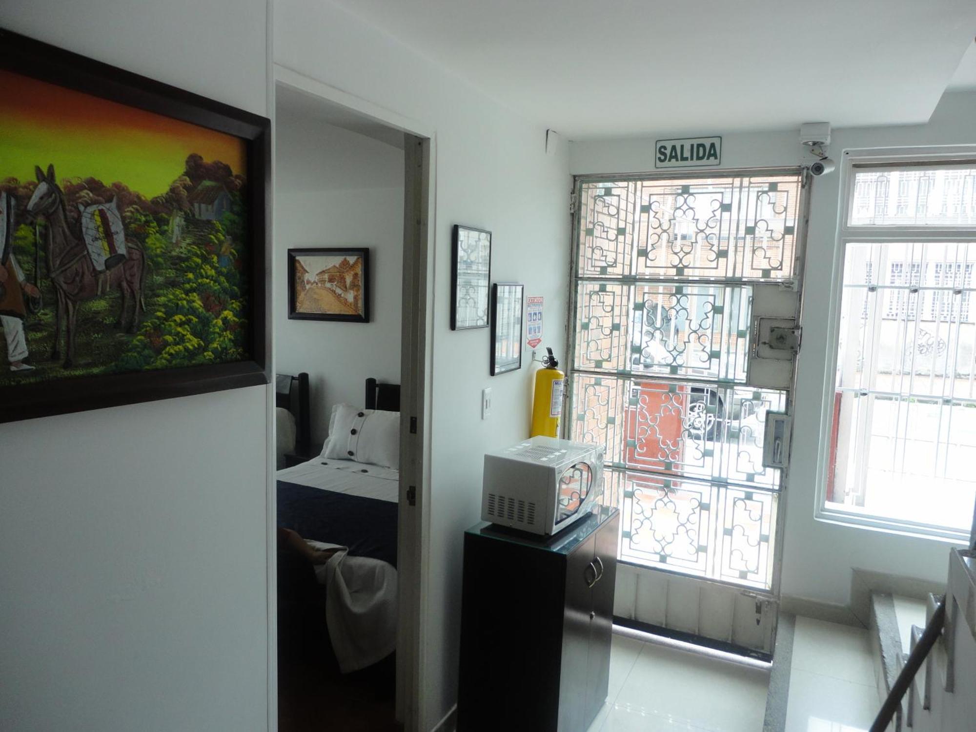 Hotel Casa Sarita Bogotá Exteriör bild