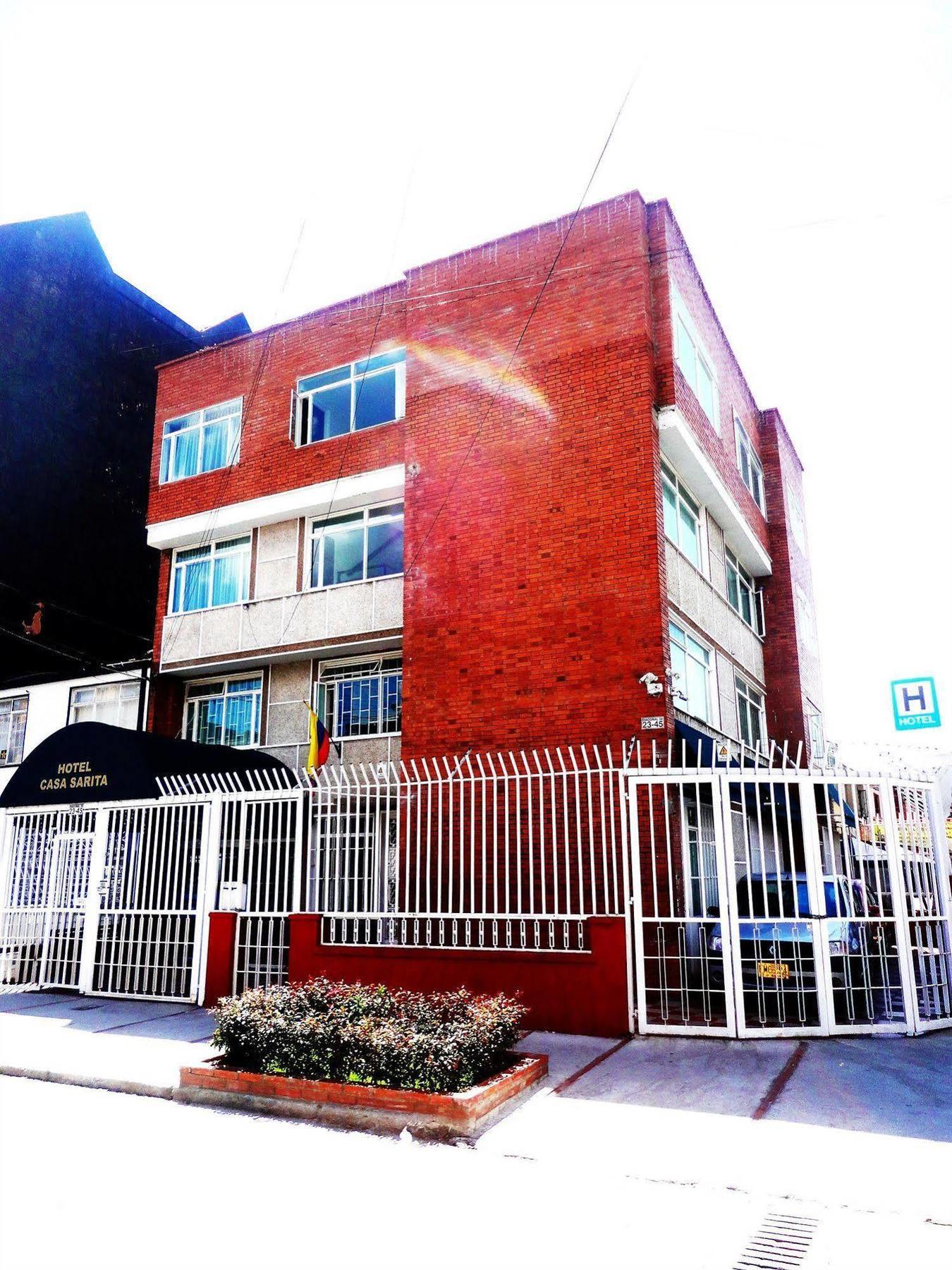 Hotel Casa Sarita Bogotá Exteriör bild